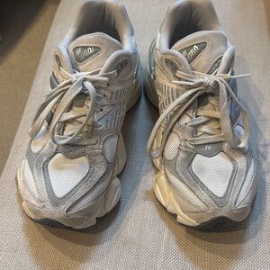 New Balance Gray and White Women's Sneakers